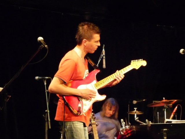 photo2.jpg